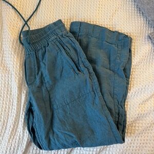 Athletes linen pants